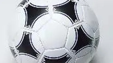 切尔西5-1狂胜南安普敦，恩昆库马杜埃凯双响建功